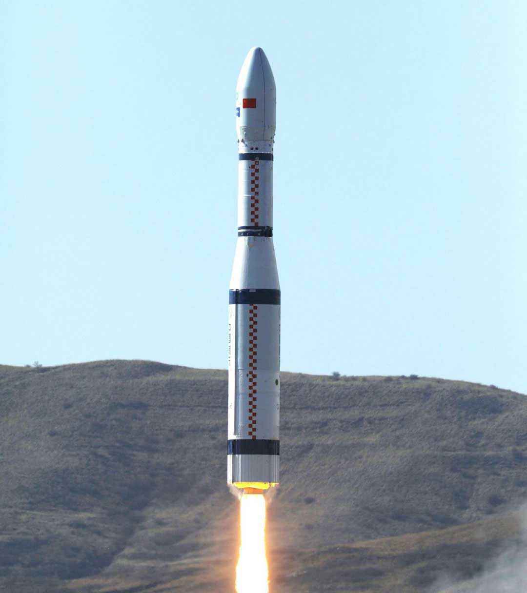 2020年，疫情考验下 星空官方端网站登录入口-星空online(中国)助力首颗空事卫星成功发射！